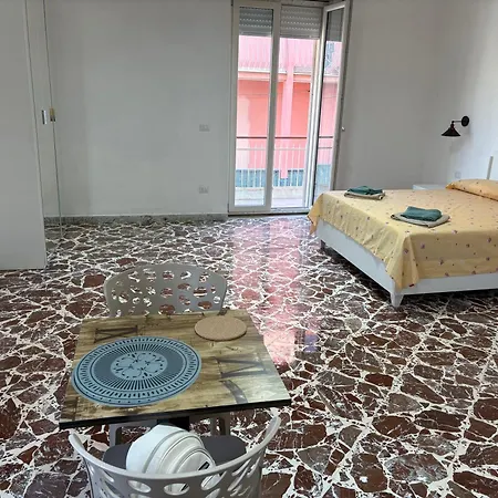 דירה Sun&home
